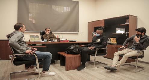 عبدالحفيظ لبواليا: أنت بين عائلتك.. واللعب للأهلي مسئولية كبيرة